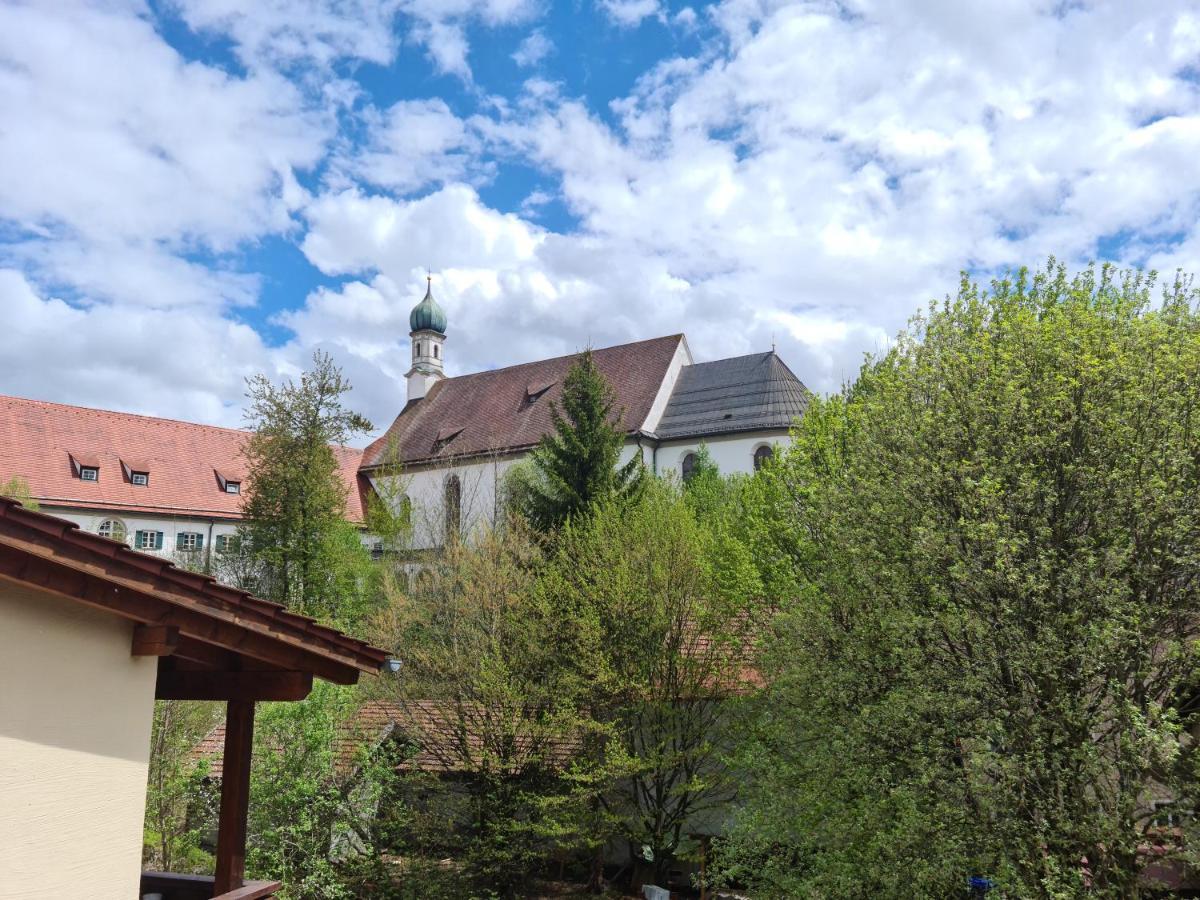Ferienwohnung Fuessenpur Екстер'єр фото